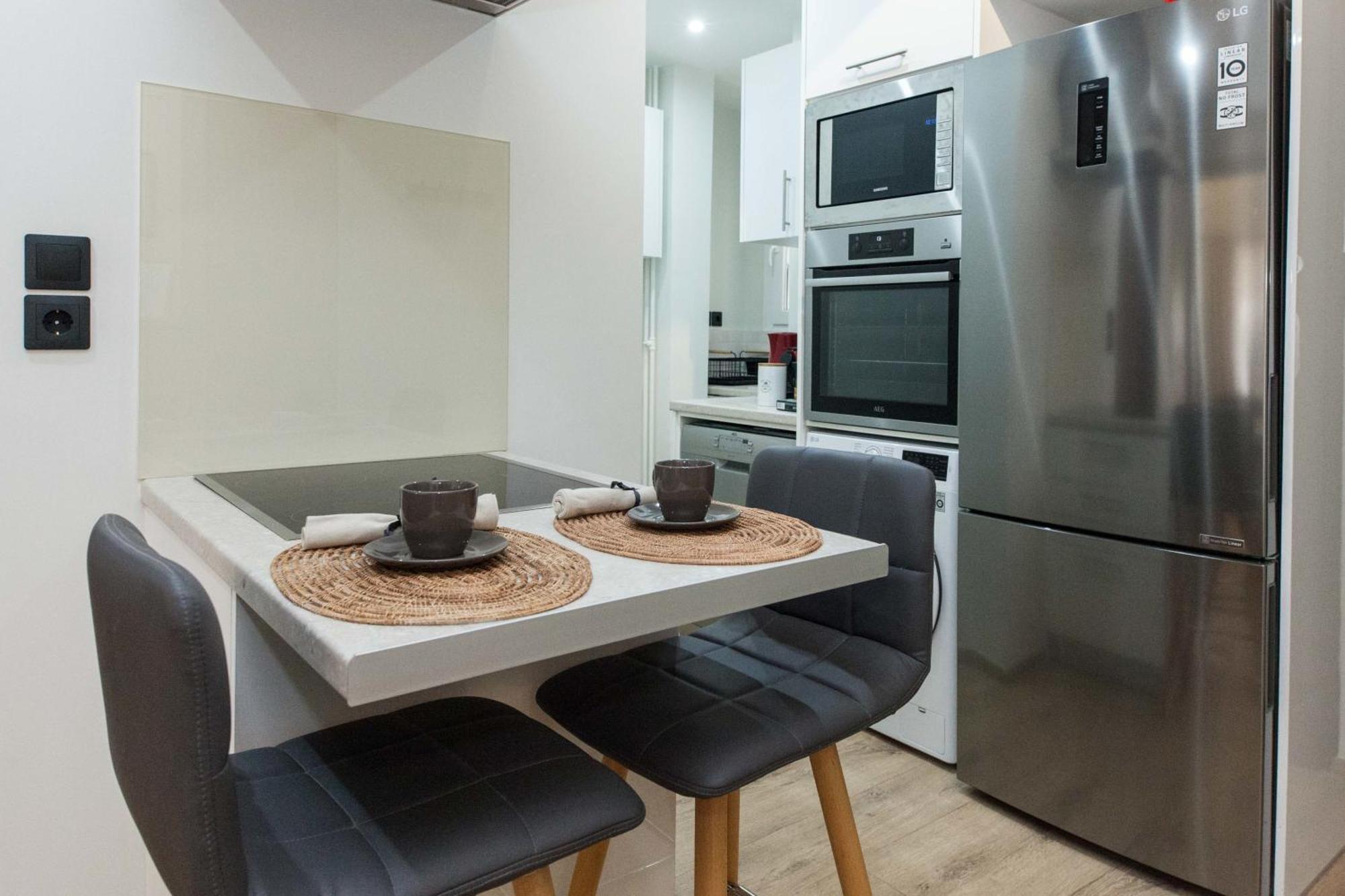 Acropolis View Modern Deluxe Suite With Balcony Athens Exterior photo